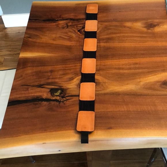 Leather belt. - Picture 3 of 5